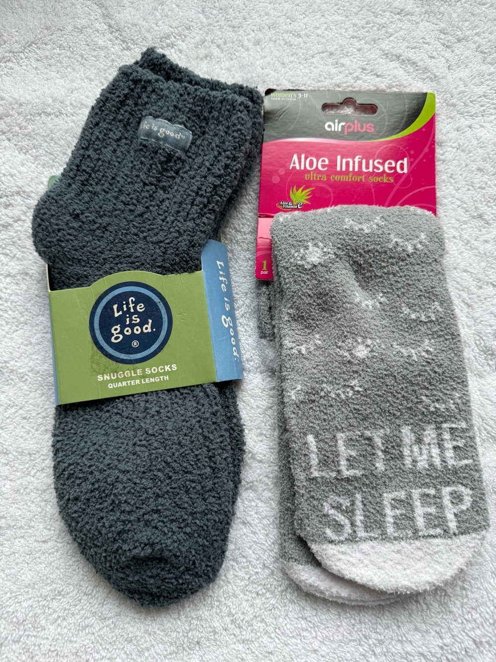 Life is Good Blue Gray Snuggle Socks - Aloe Infused Gray Sleep Socks